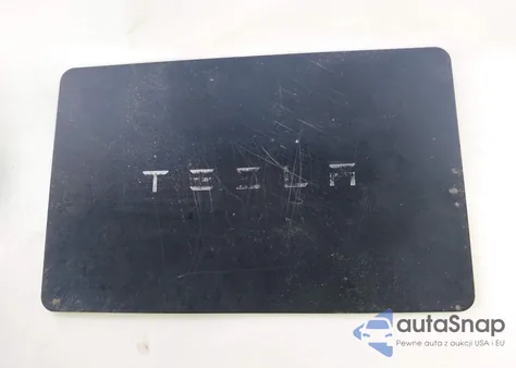 2020 Tesla Model 3 Performance Dual Motor All-Wheel Drive z USA, uszkodzony, nr VIN 5YJ3E1EC4LF646753